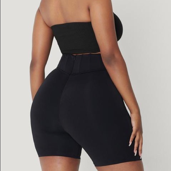 Chaya High Waisted Boned Bike Short - Picture 2 of 4